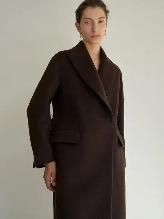 모한 울100 캐시미어코트 MOHAN PEAKED COLLAR COAT